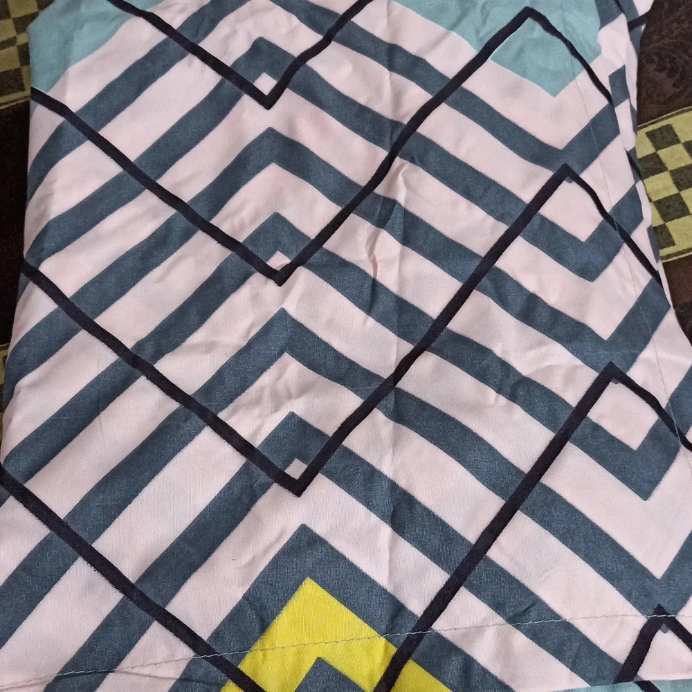 Mac Premium Bedsheet - Picture 5 of 9